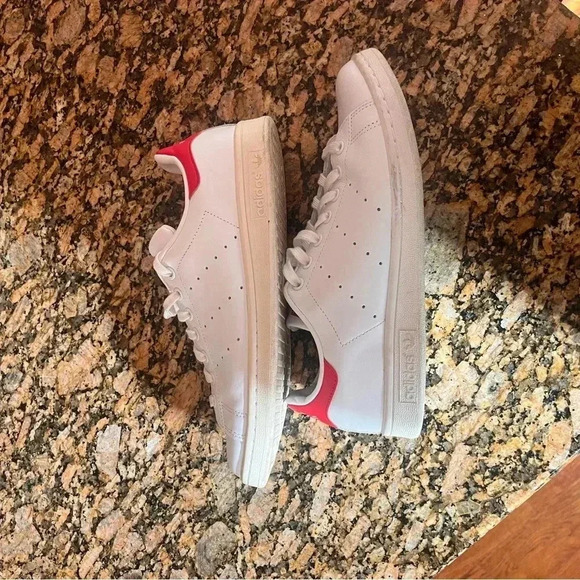 Mens Red Adidas Stan Smith - Picture 7 of 13